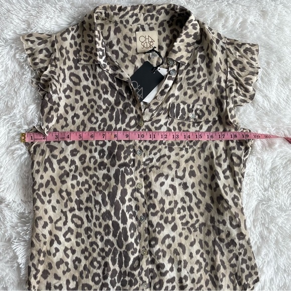 Chaser | NWT Flutter Sleeve Boho Leopard Print Button Down Top - Picture 7 of 12